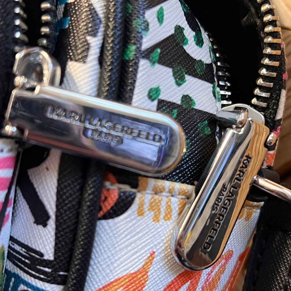 Karl Lagerfeld Multicolor Graffiti Crossbody Bag - Exceptional Used Condition. - Picture 9 of 9